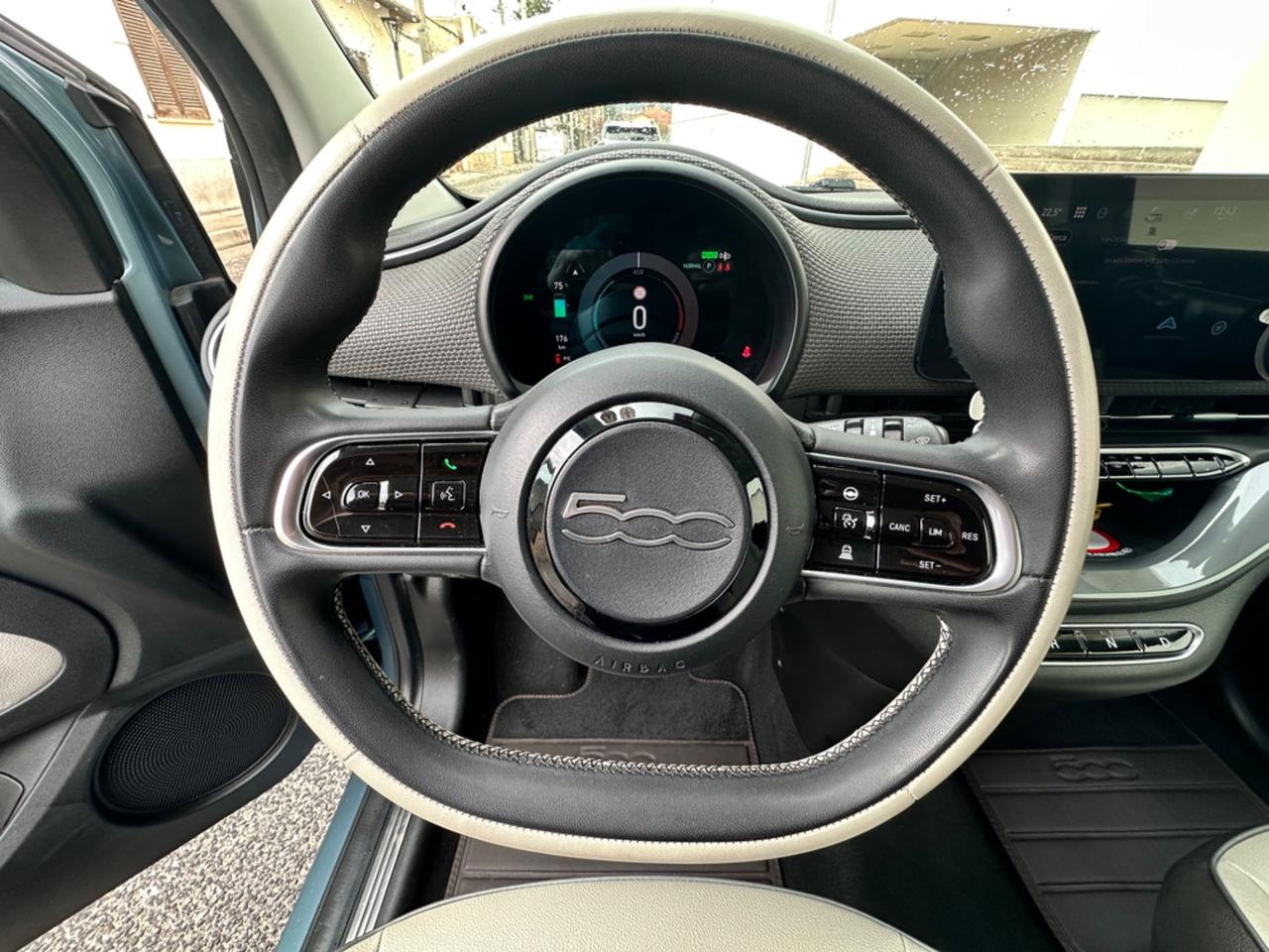 Fiat 500 500e 3+1 42 kWh La Prima