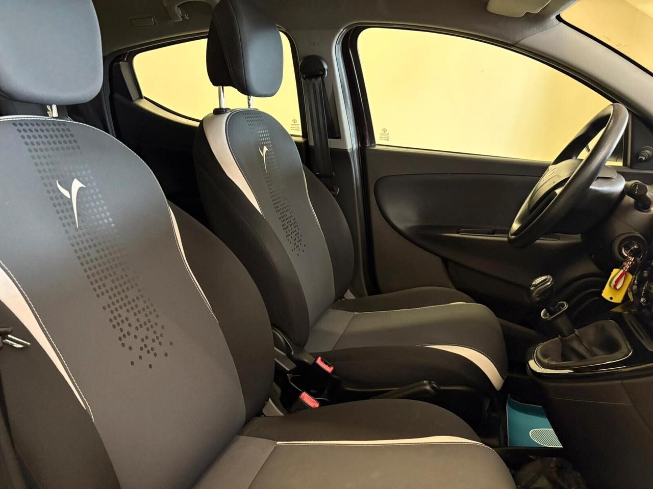 Lancia Ypsilon 1.2 69 CV 5 porte GPL Ecochic Gold