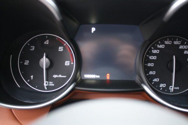 ALFA ROMEO Giulia 2.2 Turbodiesel 210 CV AT8 AWD Q4 Veloce