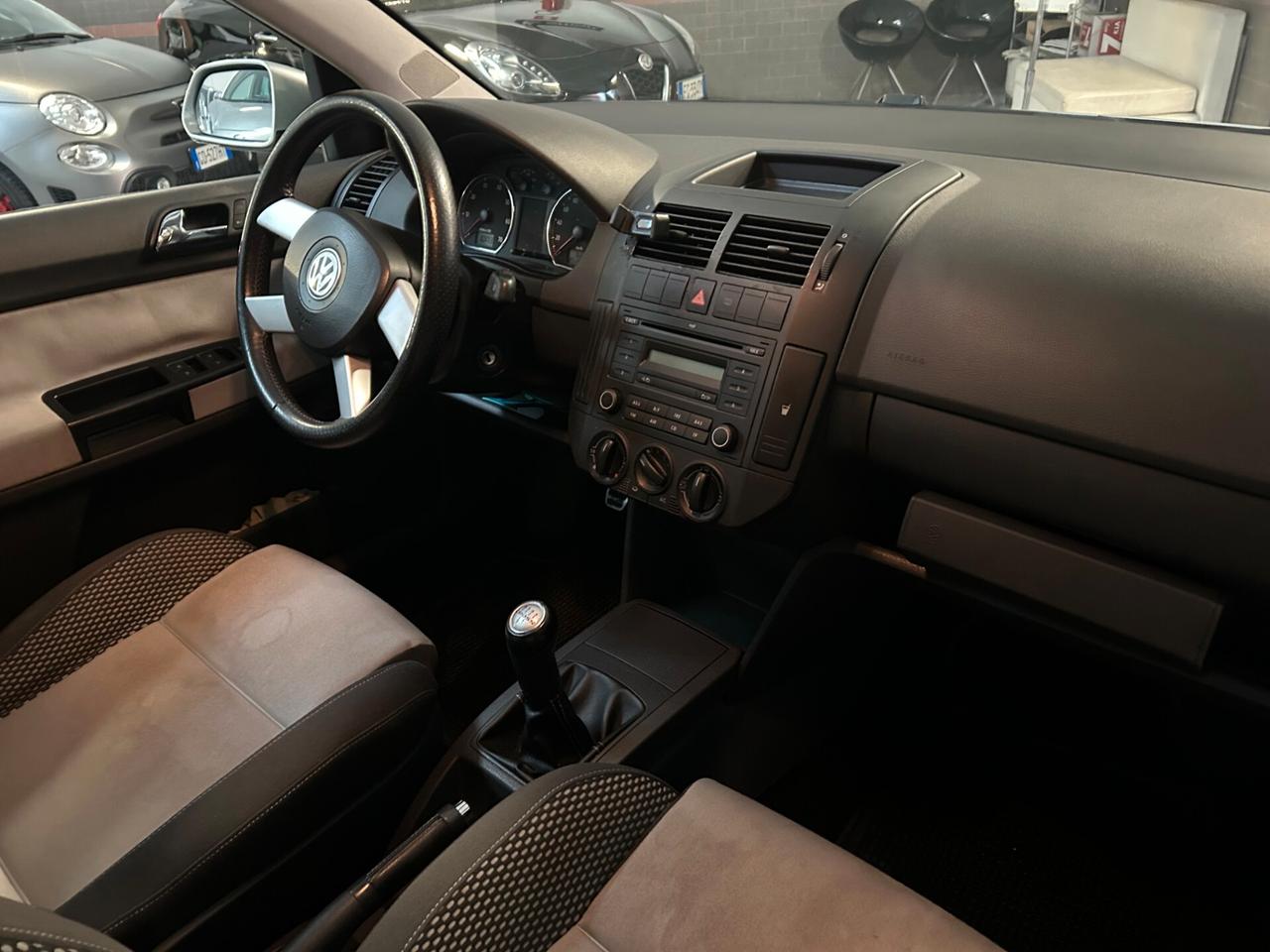 Volkswagen Polo 1.4/80CV 16V 5p. Comfortline