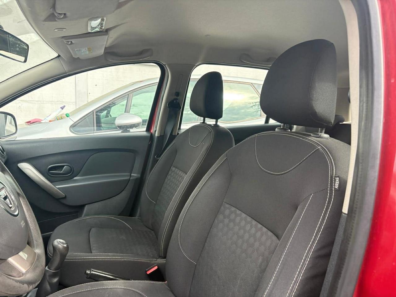 Dacia Sandero 1.2 75CV Lauréate