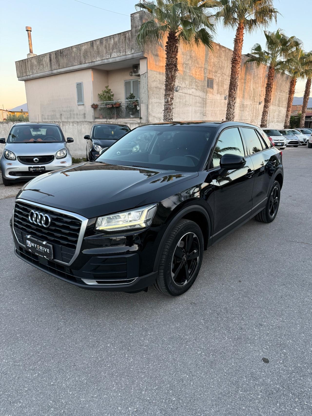 Audi Q2 30 TDI S tronic Business Design