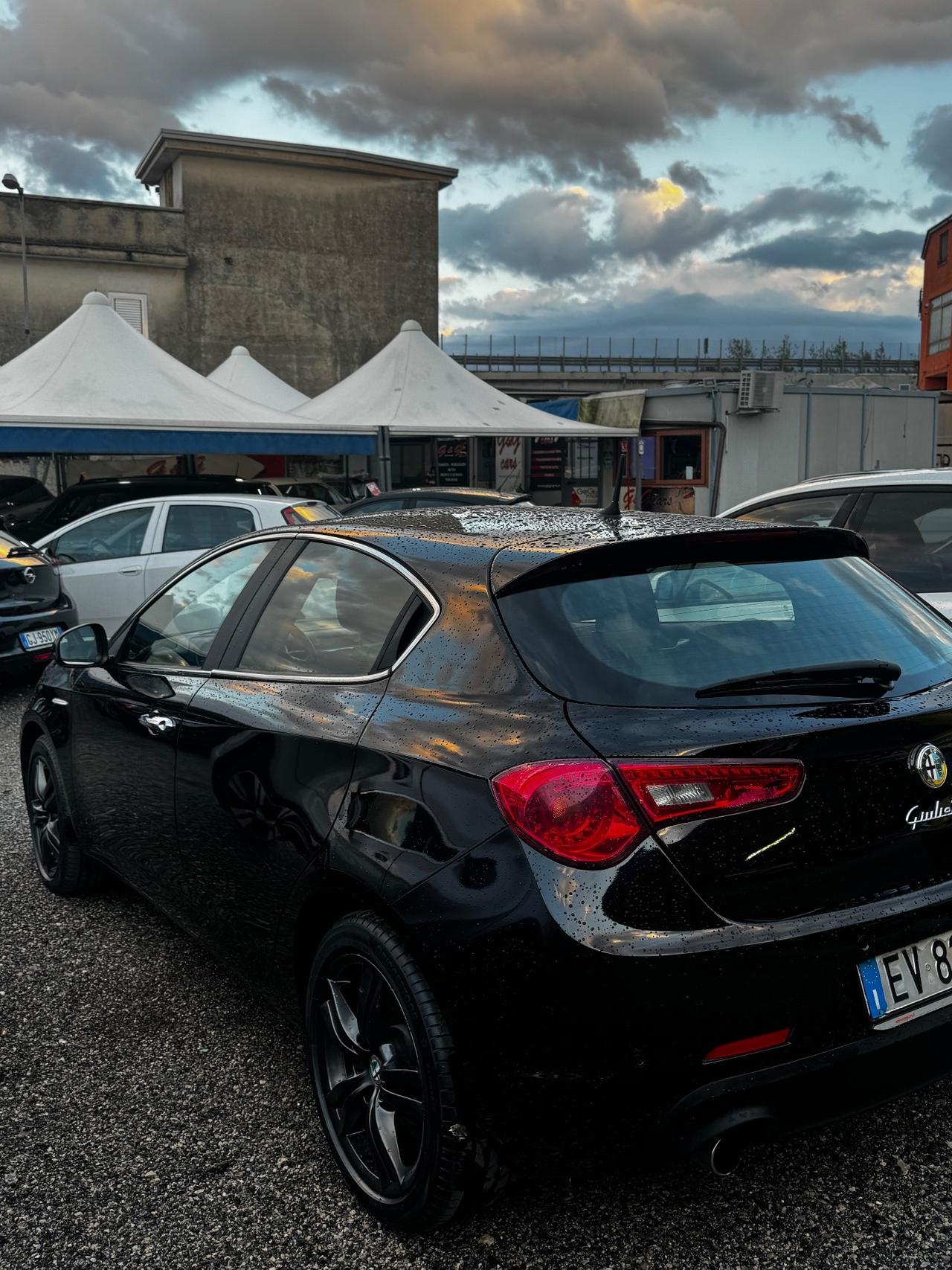 Alfa Romeo Giulietta 1.6 JTDm-2 105 CV Exclusive