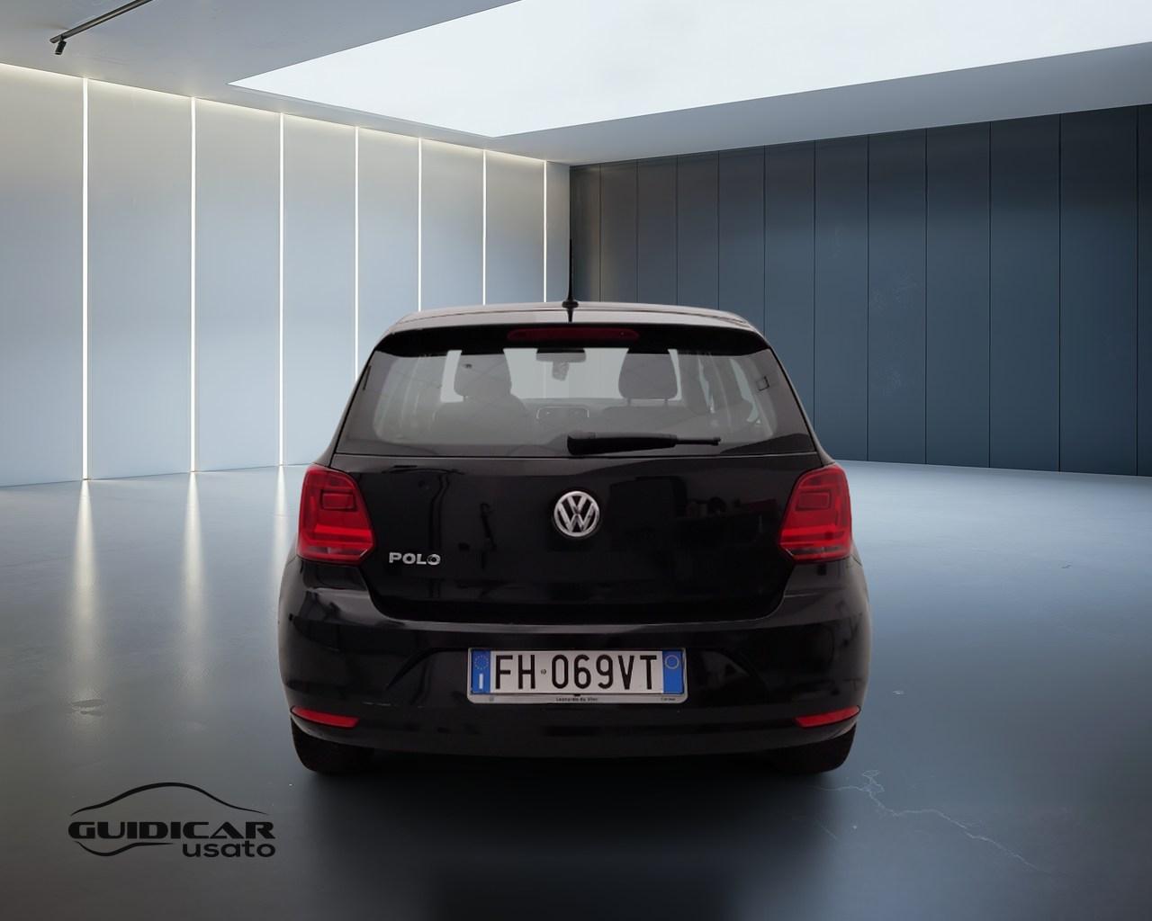 VOLKSWAGEN Polo V 2014 - Polo 5p 1.0 mpi Comfortline 75cv