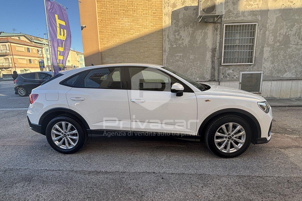 AUDI Q3 SPB 35 TDI Business Plus