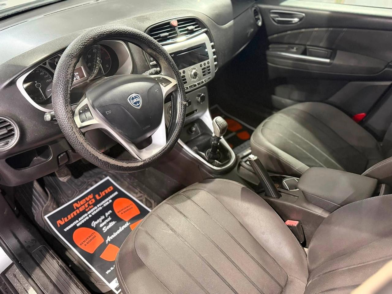 Lancia delta 1.6 Mjt 120cv Oro 2009