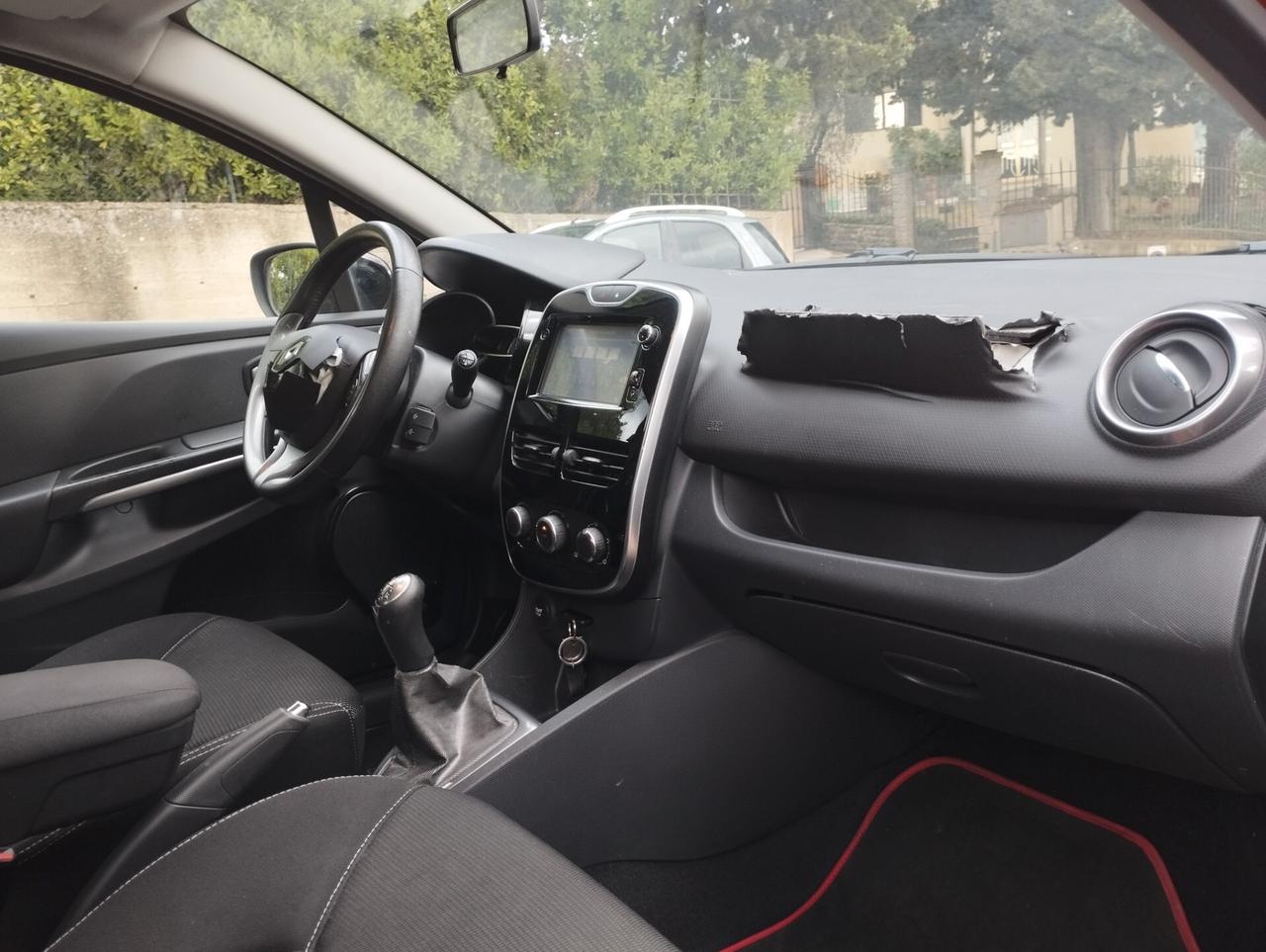 Renault Clio 1.5 dCi Incidnetata/Sinistrata