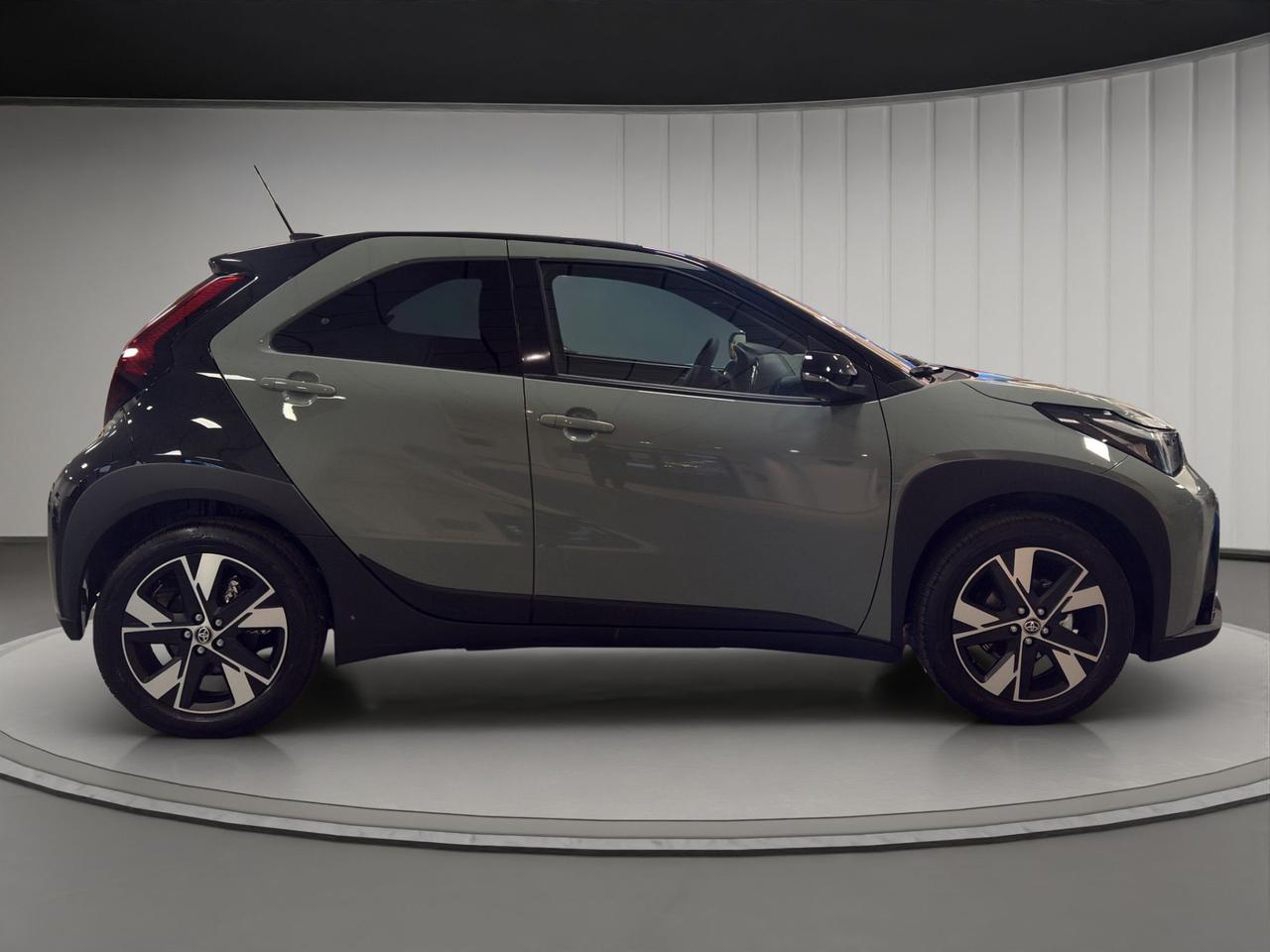 Toyota Aygo X 1.5 hybrid Icon e-cvt