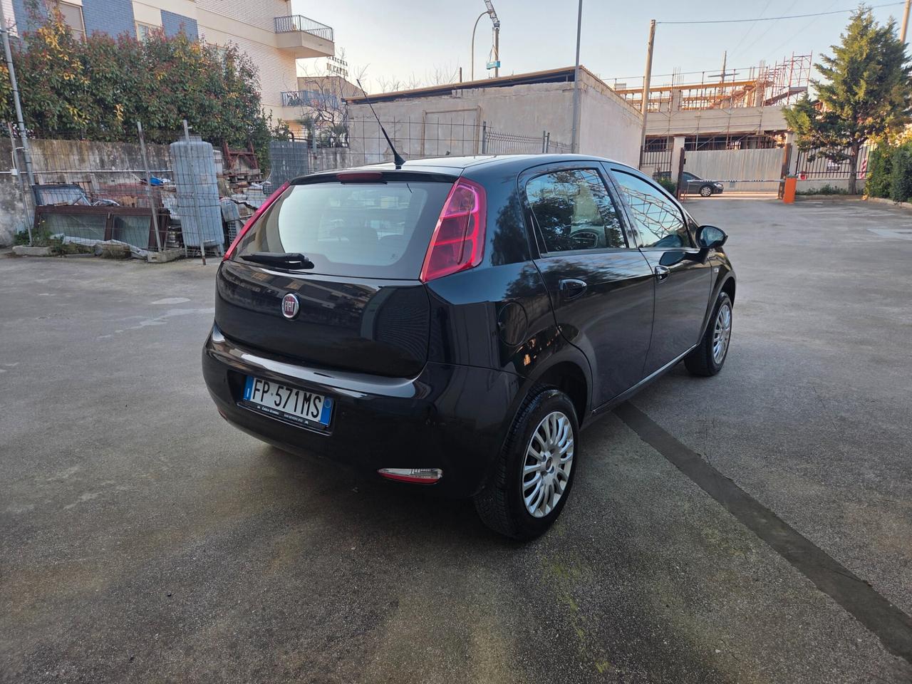 Fiat Punto 1.4 8V 5 porte Natural Power Street