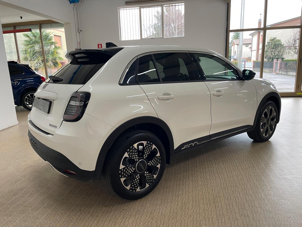 Fiat 600 Hybrid 110 CV DCT MHEV La Prima II 2025