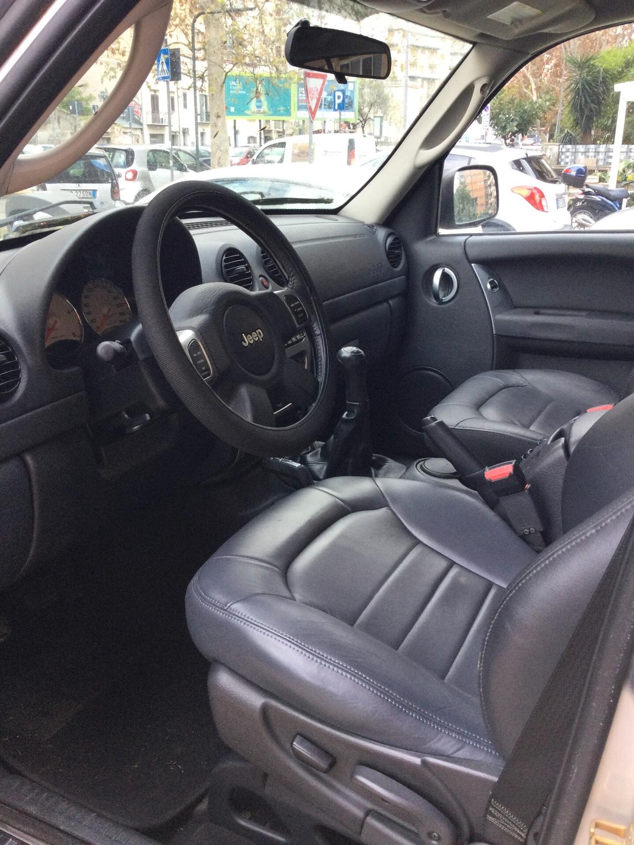 Jeep Cherokee 2.5 CRD Limited ASI