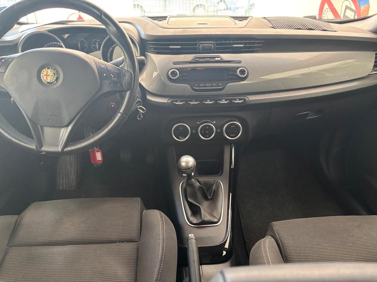 Alfa Romeo Giulietta 1.6 JTDm-2 105 CV Exclusive