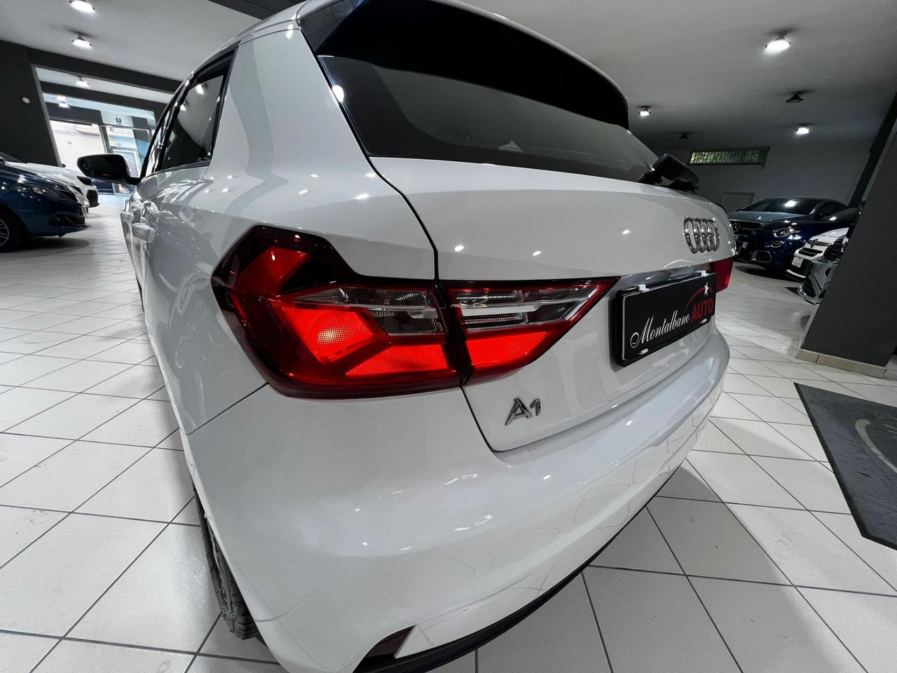 Audi A1 SPB 30 TFSI Identity Black