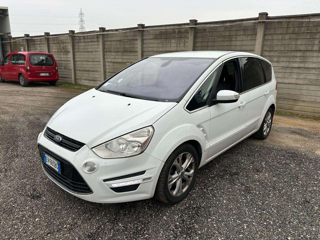 Ford S-Max 2.0 TDCi 163CV New Titanium