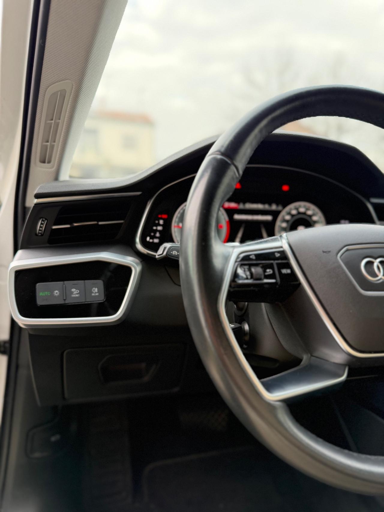 Audi A6 40 2.0 TDI quattro ultra S tronic Business Design