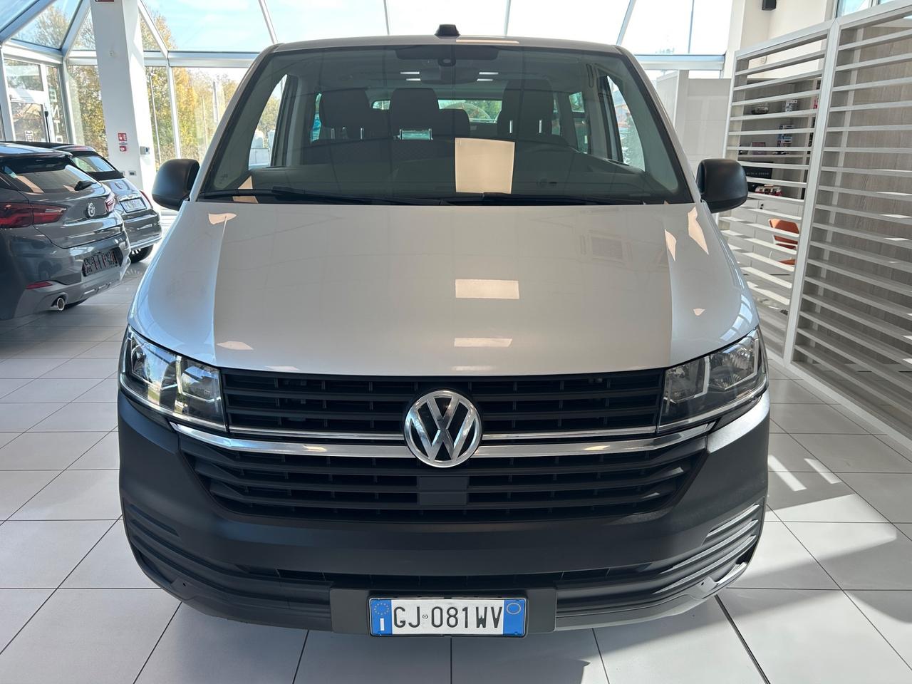 Volkswagen Caravelle 2.0 TDI 110CV PC Trendline 9 Posti
