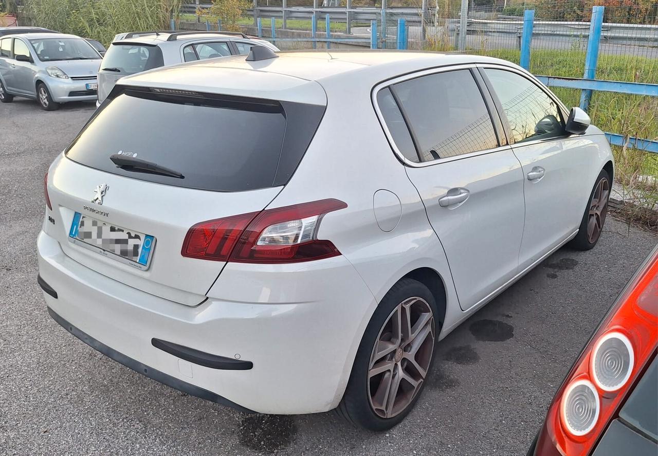Peugeot 308 1.6bz THP Allure