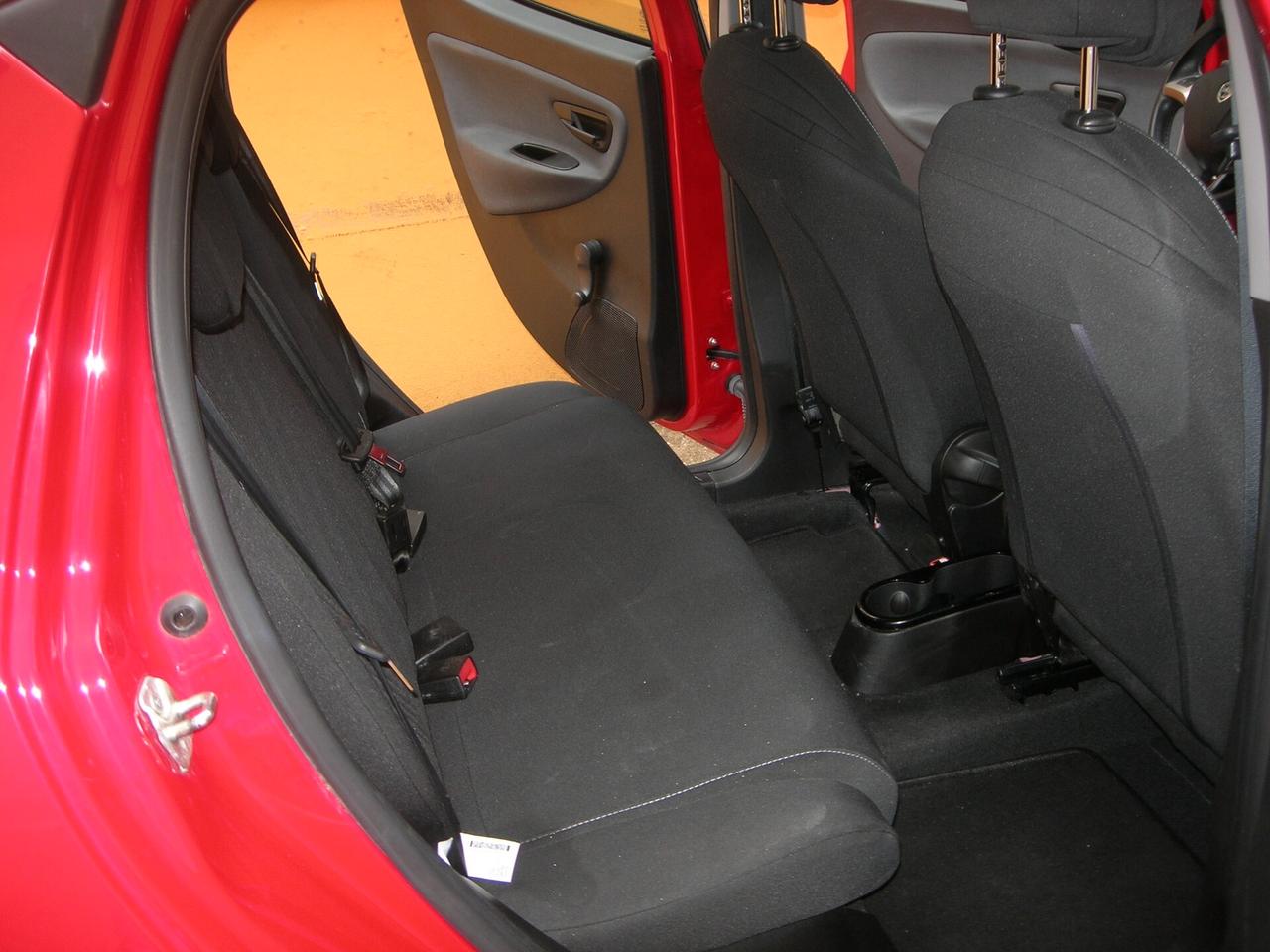 Lancia Ypsilon 1.0 FireFly 5 porte S&S Hybrid Gold