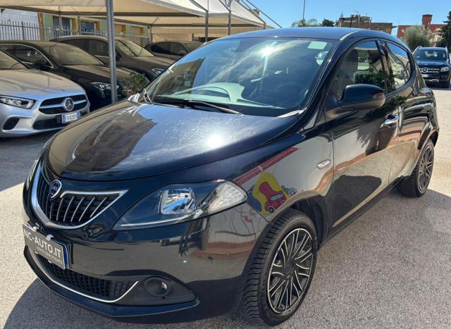 LANCIA Ypsilon 1.0 FireFly 5 porte S&S Hybrid Ecochic Gold