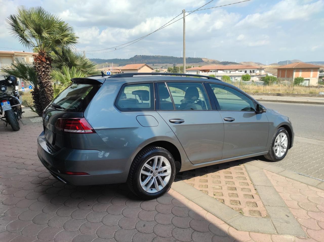 Volkswagen Golf Variant 1.6 TDI 115 CV Business BlueMotion Technology