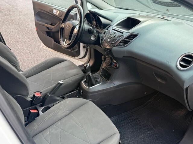 Ford Fiesta 1.4 Titanium GPL