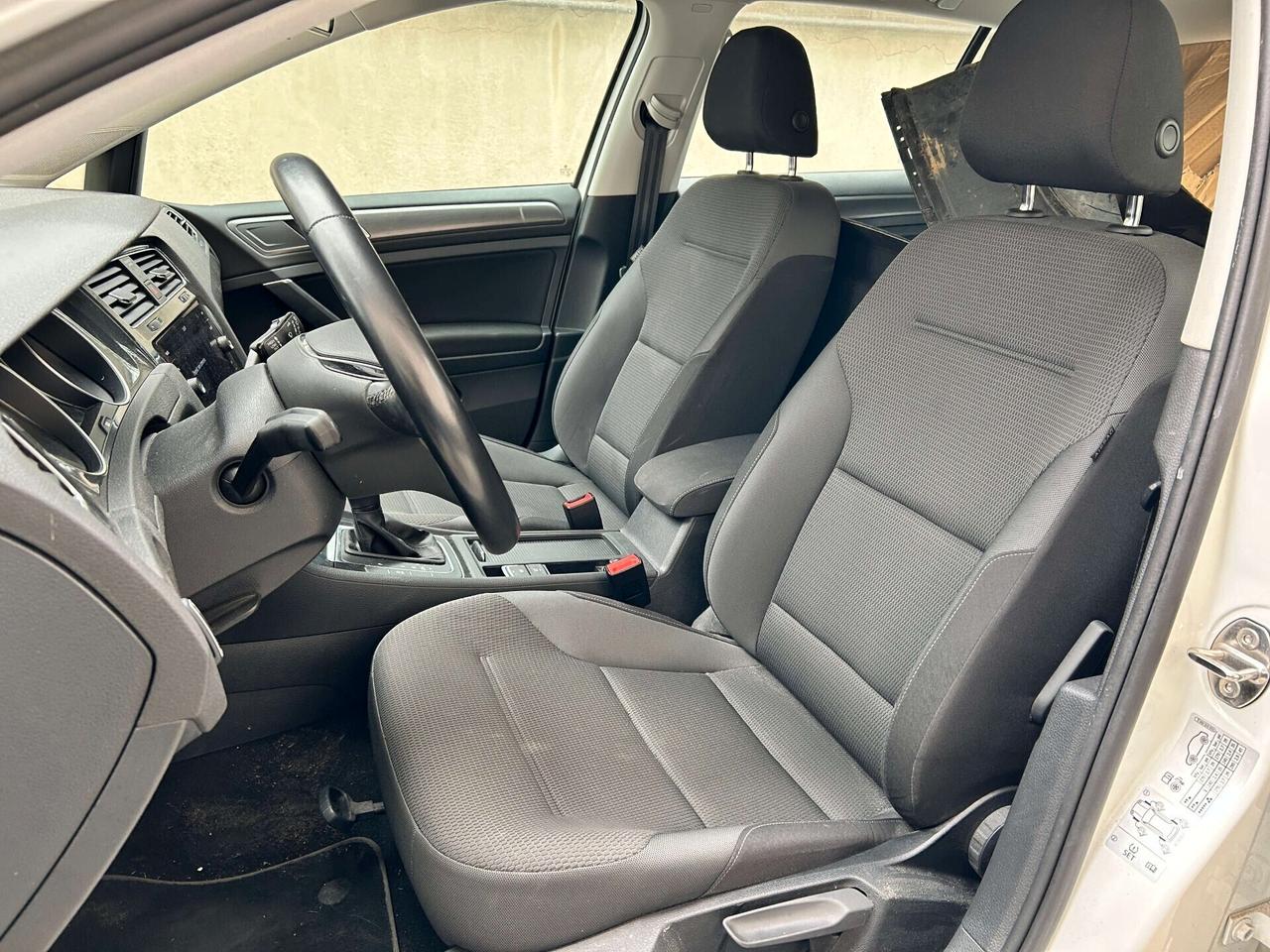 VW GOLF 1.5 TGI *DSG - 2020 Incidentata