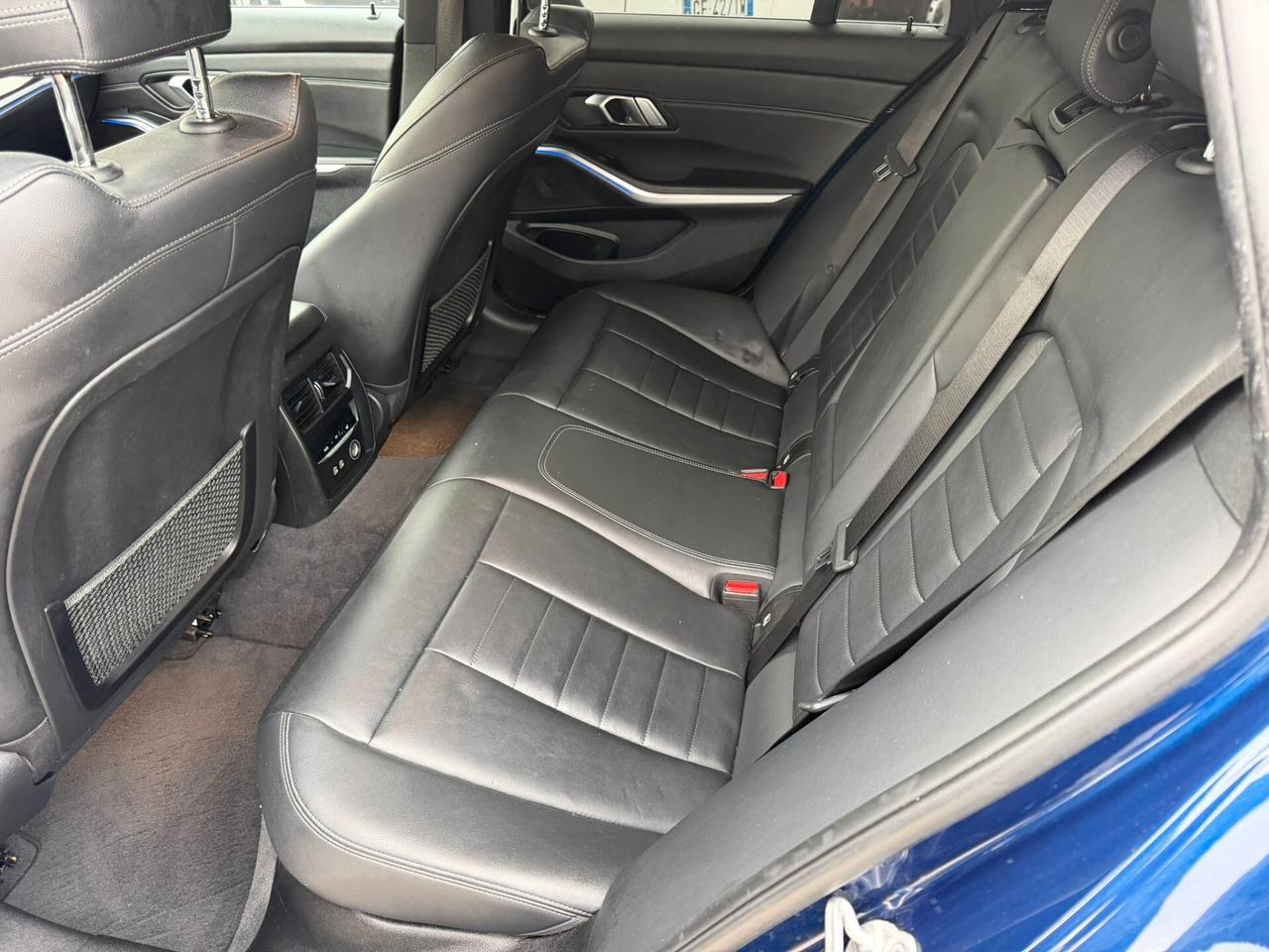 Bmw 320d xDrive Touring Luxury AUT - FULL OPTIONAL!