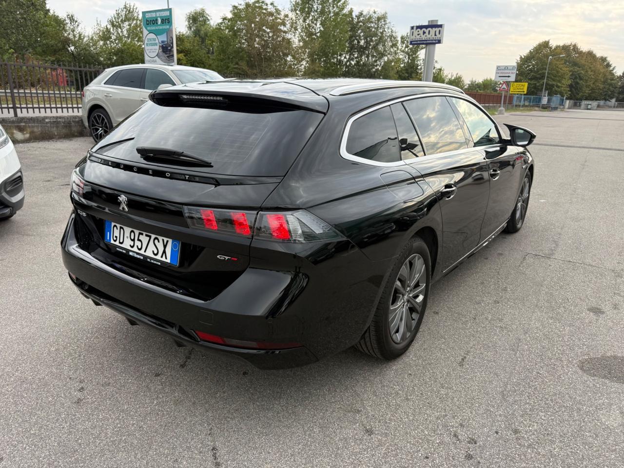 Peugeot 508 BlueHDi 160 Stop&Start EAT8 SW Business