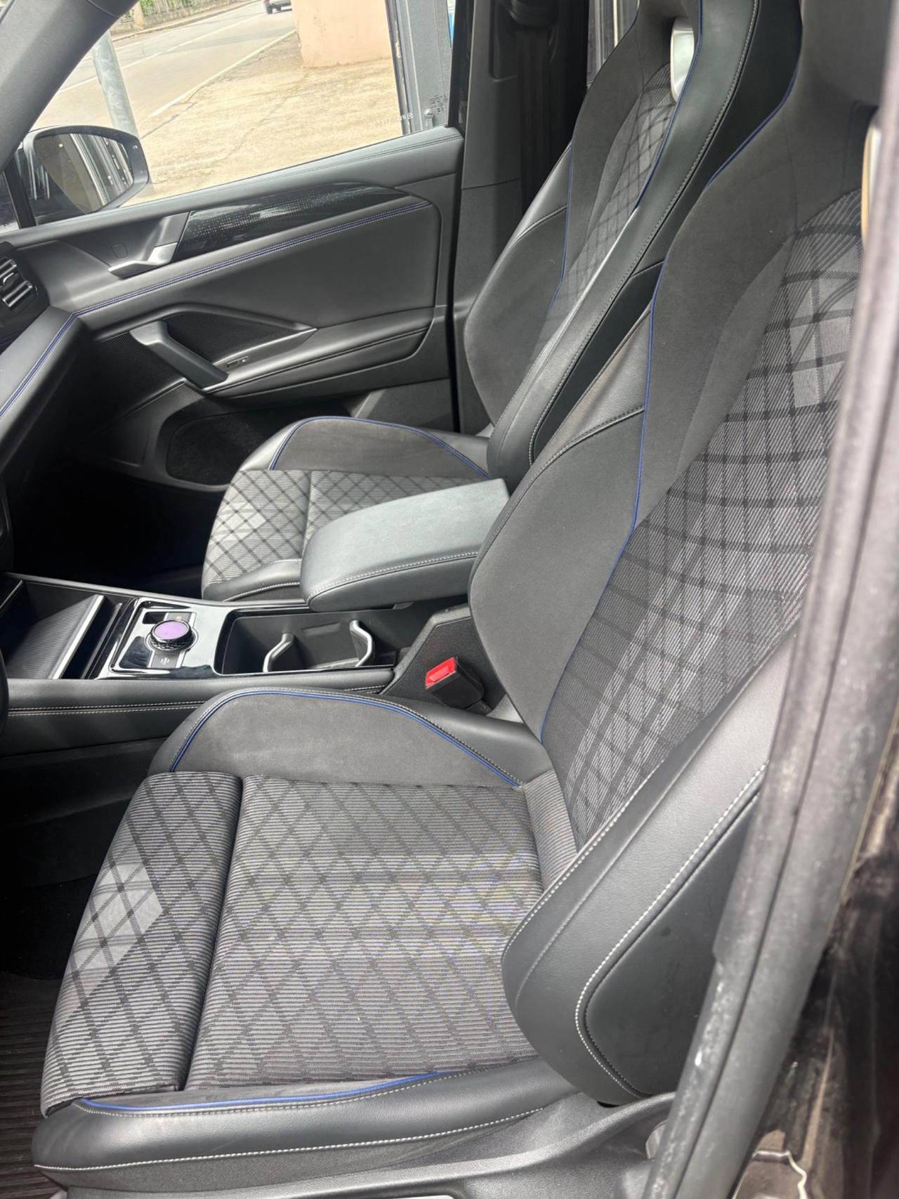 Volkswagen Tiguan 1.5 eTSI 150 CV ACT DSG R-Line