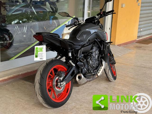 YAMAHA MT-07 LANCH EDITION STORM FLUO