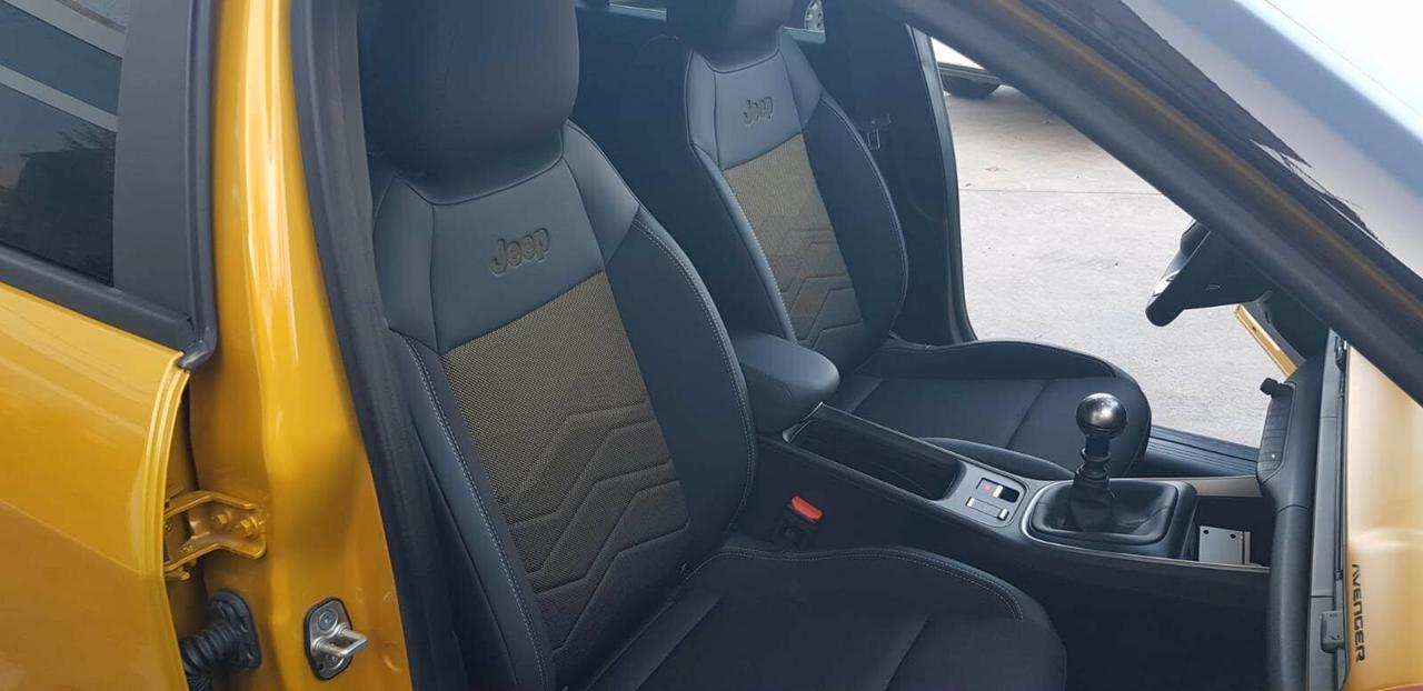 Jeep Avenger 1.2 Turbo 100 CV Summit