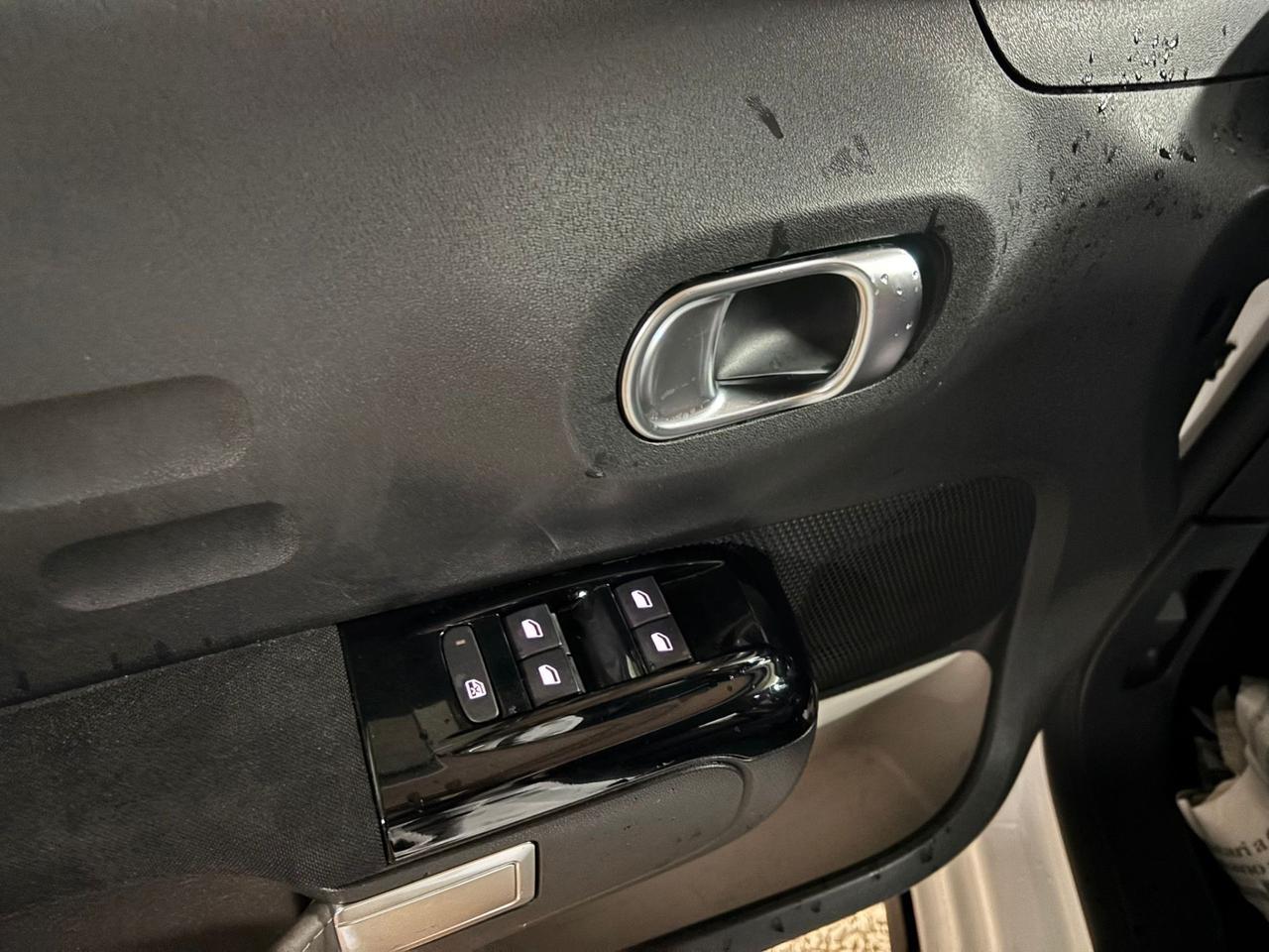 Citroen C3 PureTech 82 GPL Shine