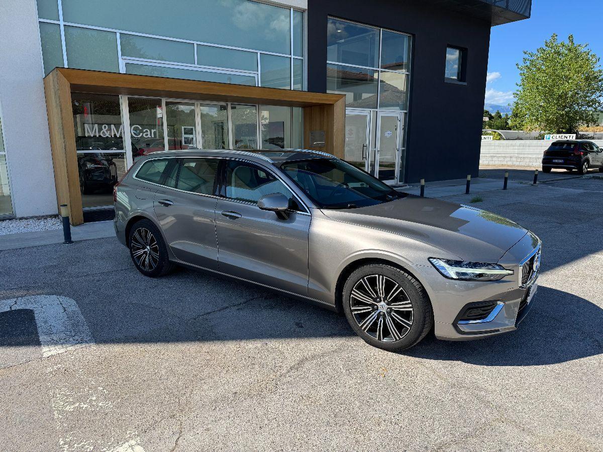VOLVO - V60 - D3 Geartronic Inscription AUTOCARRO N1
