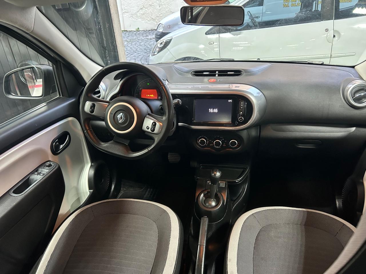 Renault Twingo SCe EDC La Parisienne