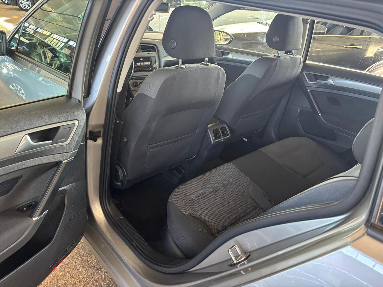 Volkswagen Golf Variant 1.6 TDI 110 CV Highline BlueMotion Tech.