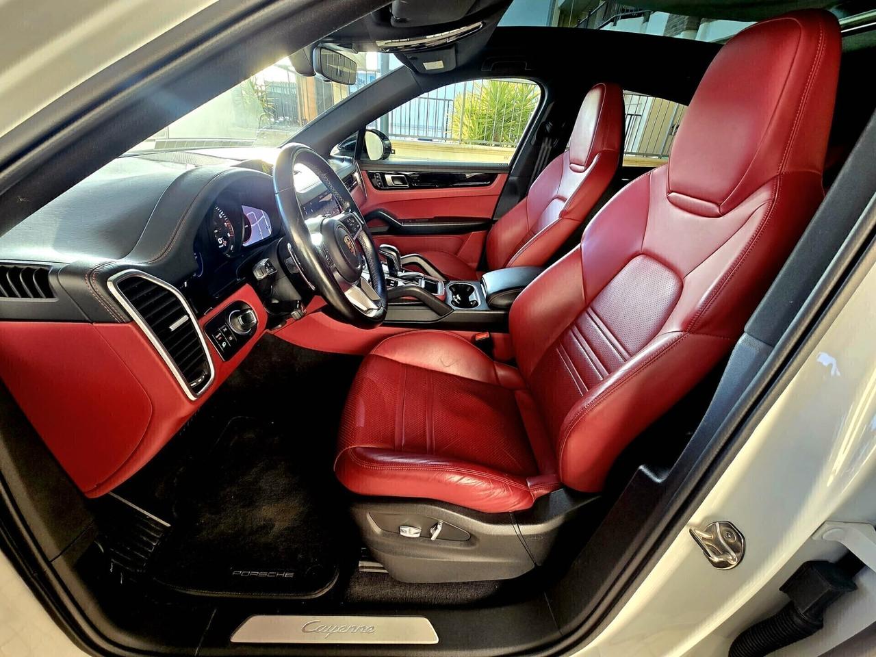 PORSCHE CAYENNE 3.0 COUPE' E-HYBRID ITA-IVA ESPOSTA