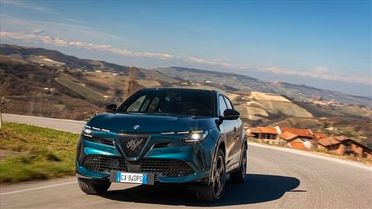 ALFA ROMEO JUNIOR 1.2 145CV Hybrid eDCT6 ibrida Junior Sport utility vehicle 5-door (Euro 6E)