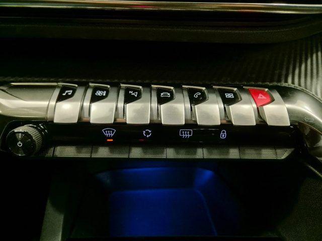 PEUGEOT 3008 PureTech Turbo 130 S&S Allure Pack N1 Autocarro