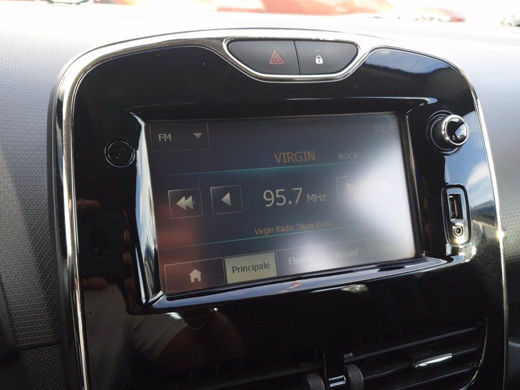 RENAULT 2012 Benzina Clio IV 5p 1.2 Live 75cv del 2014