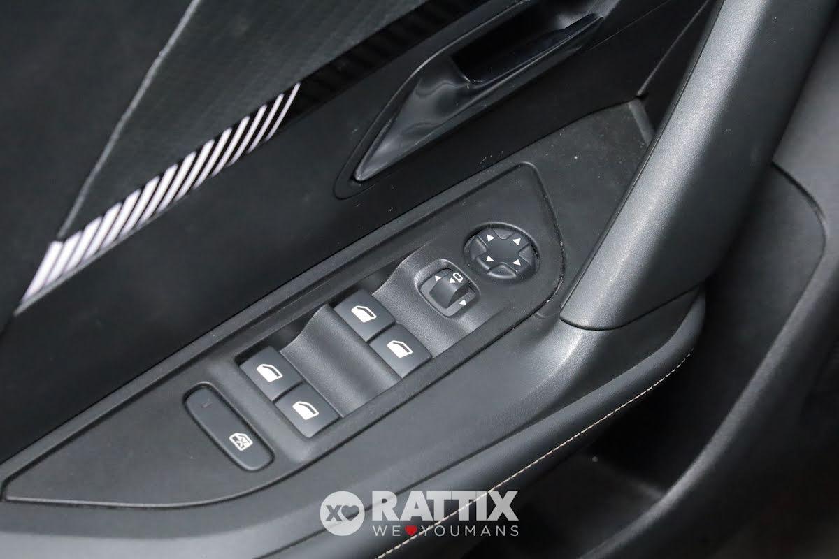 Peugeot 2008 1.2 puretech 100CV Allure