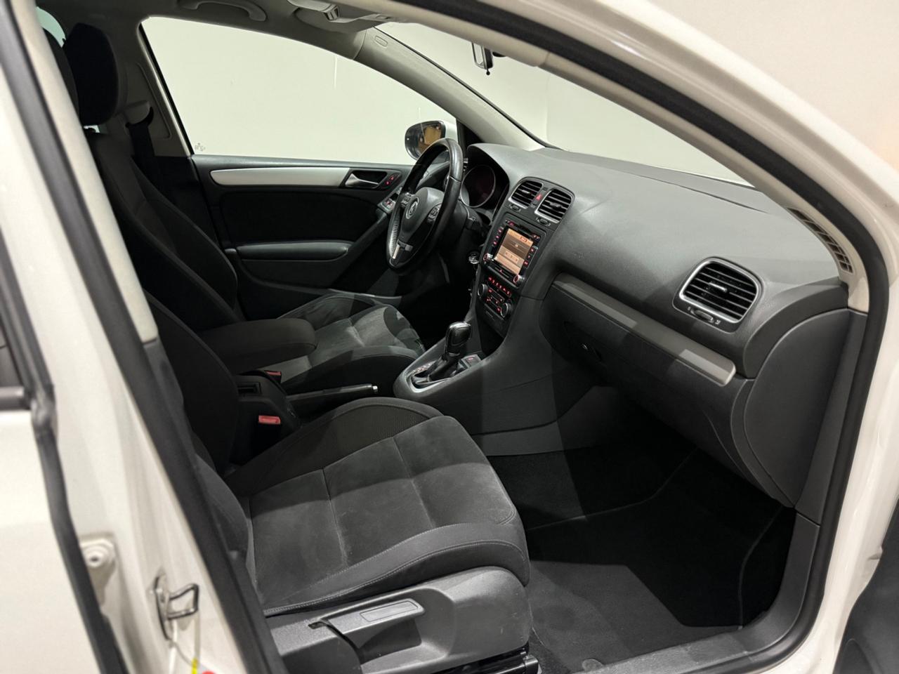 Volkswagen Golf 1.6 TDI DSG Highline Per Neopatentati