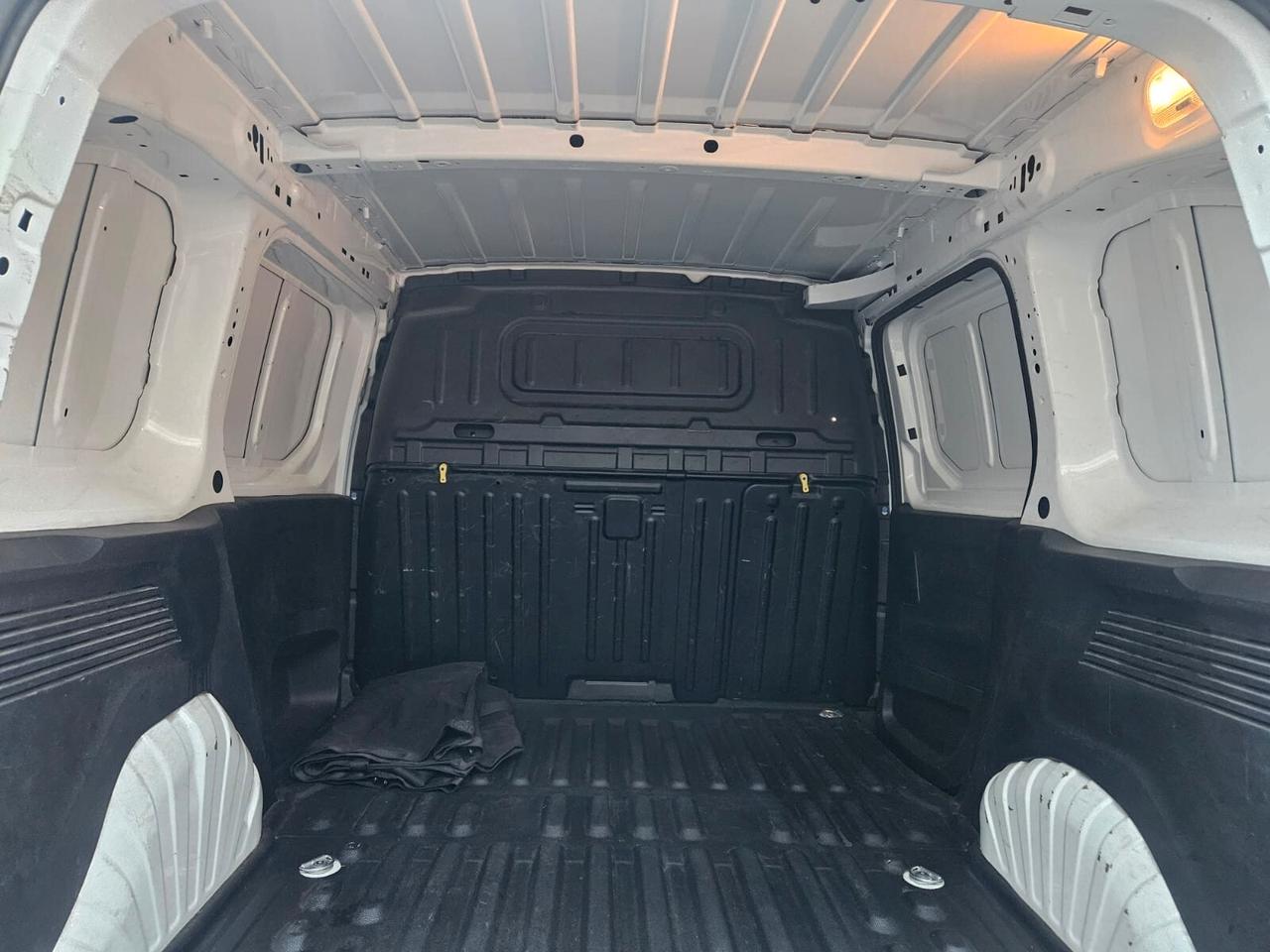 Opel Combo Cargo 1.5 Diesel - 3 POSTI -