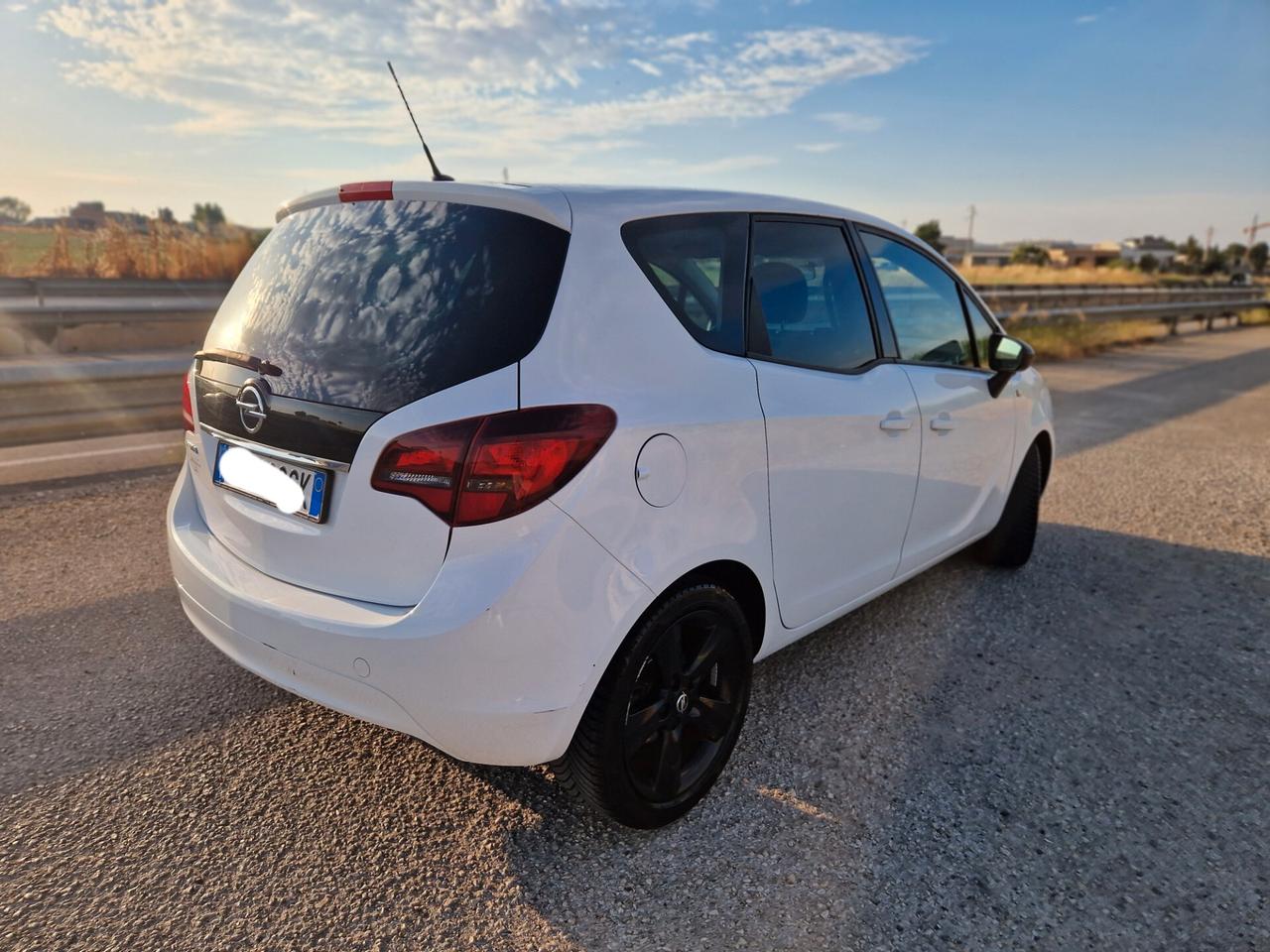 Opel Meriva 1.4 Turbo 120CV GPL Tech Design Edition