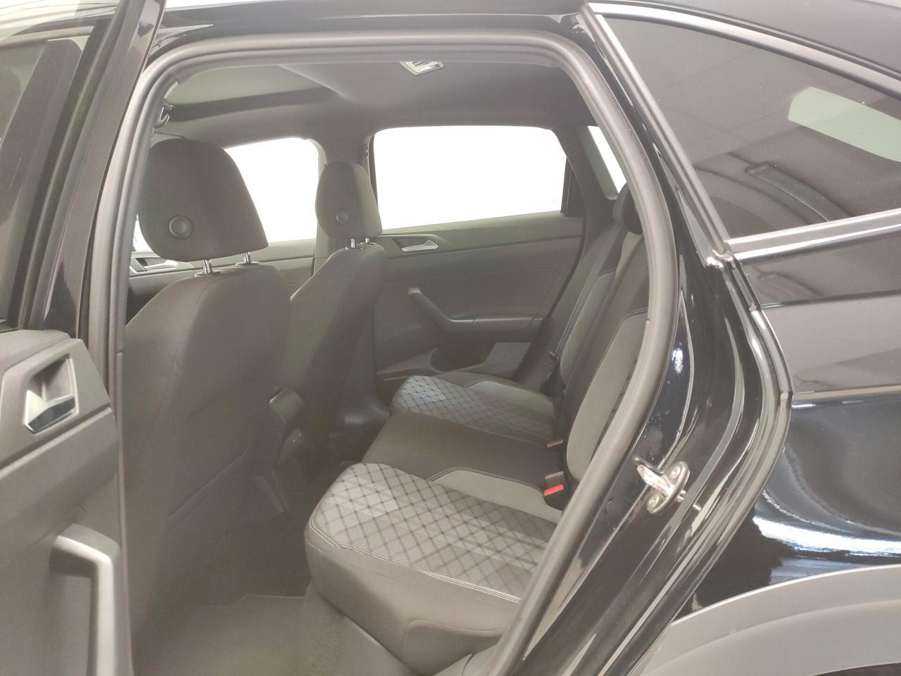 Volkswagen Taigo 1.0 TSI 115 CV R-Line