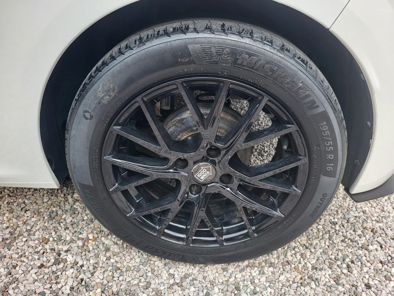 Peugeot 208 PureTech 75 Stop&Start 5 porte Allure Pack