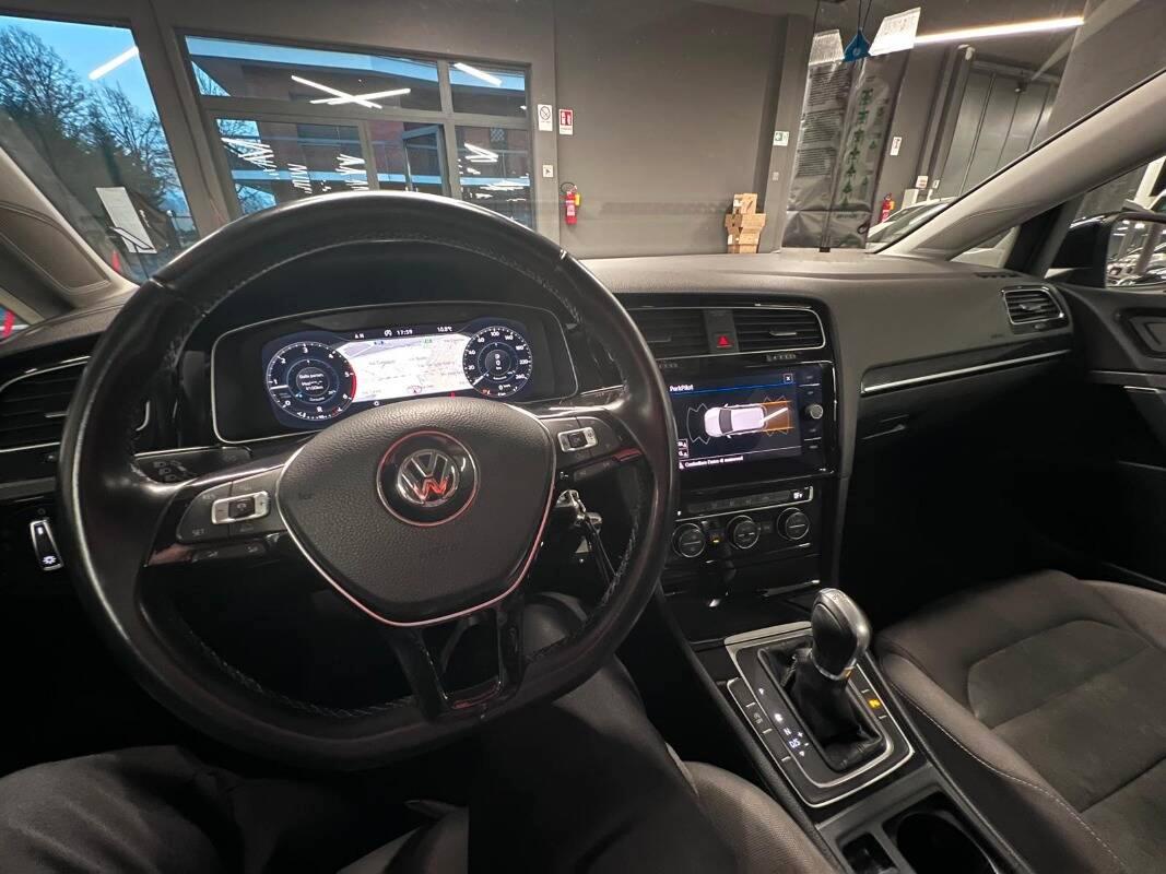 Volkswagen Golf 1.6 tdi Sport 115cv dsg