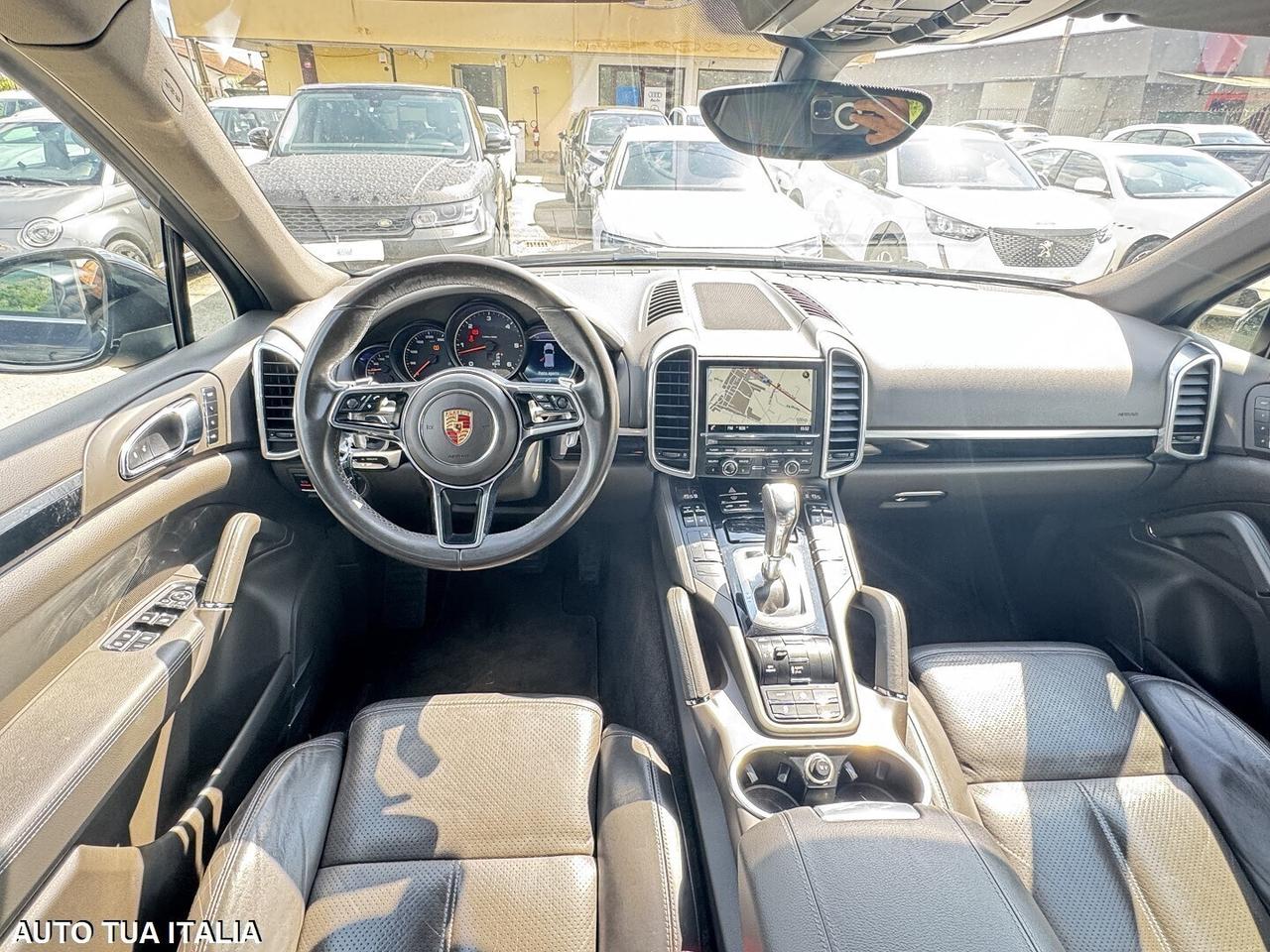 PORSCHE CAYENNE DIESEL NAVI PASM LED