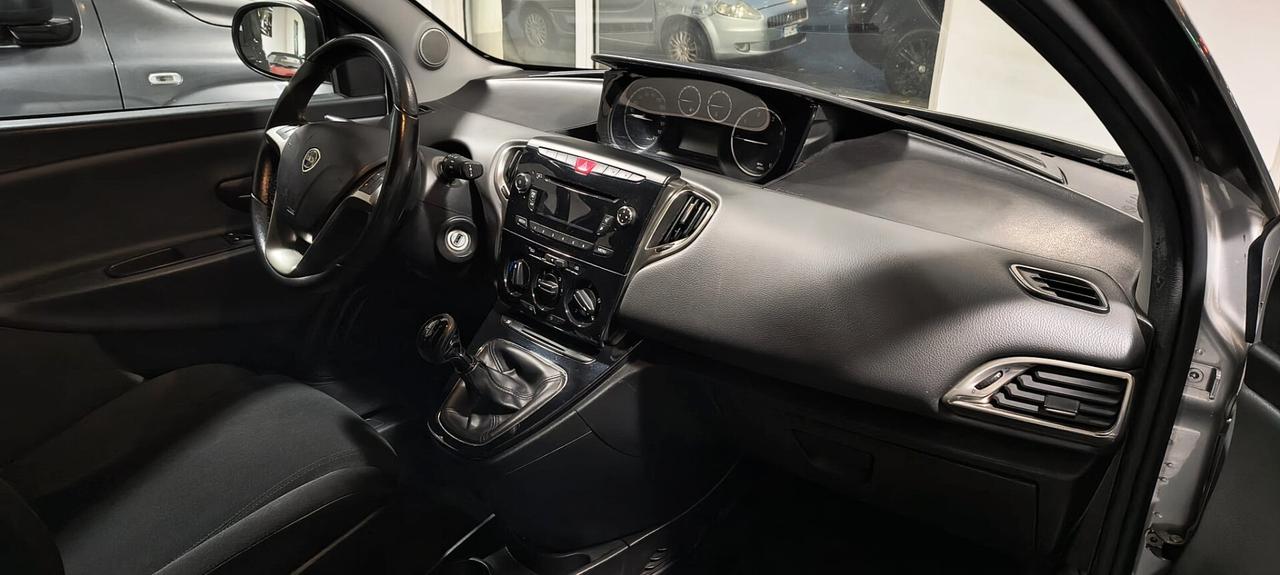 Lancia Ypsilon 1.3 MJT 16V 95 CV 5 porte S&S Gold