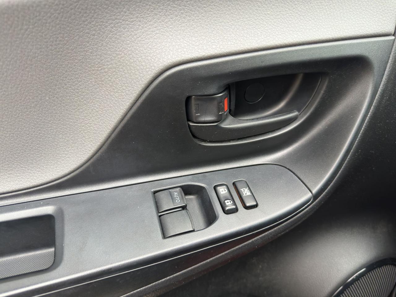 Toyota Yaris 5p 1.0 COOL my18