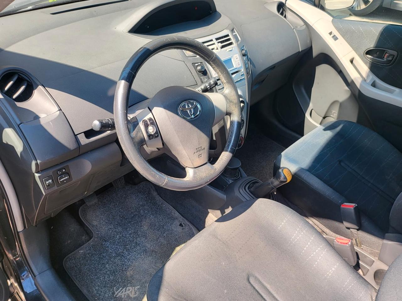 Toyota Yaris 1.4 D-4D 5 porte Sol